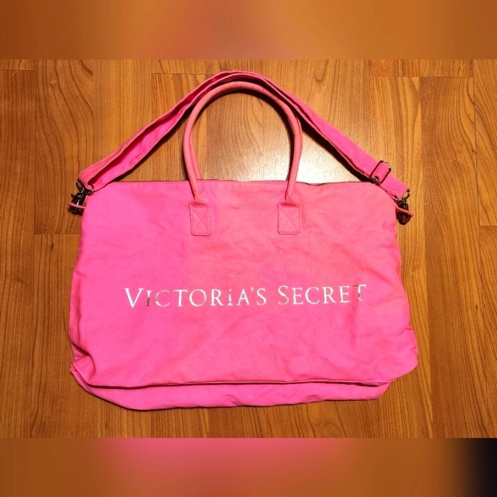 Victoria Secret Hot Pink Large Duffle Bag || GUC